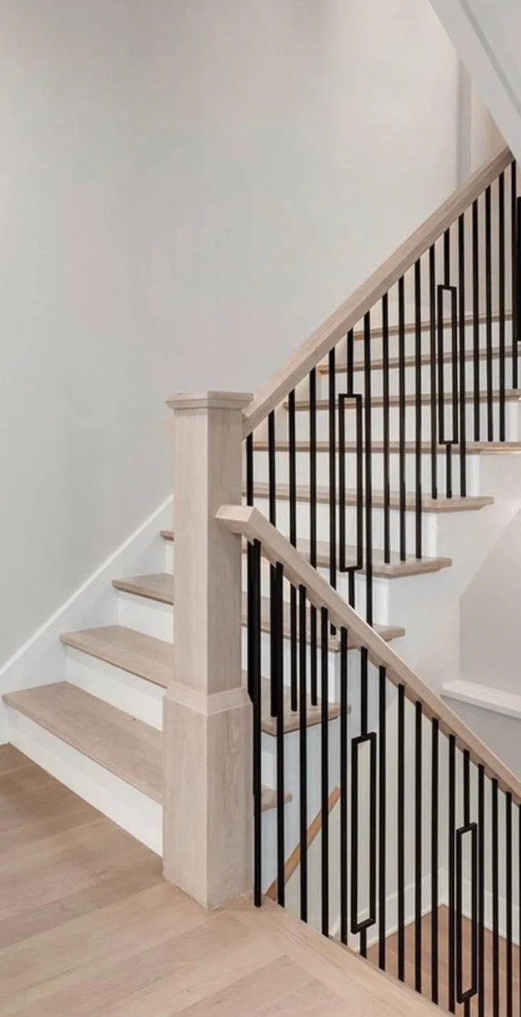 2670 Series M435 Tall Rectangle Iron Baluster