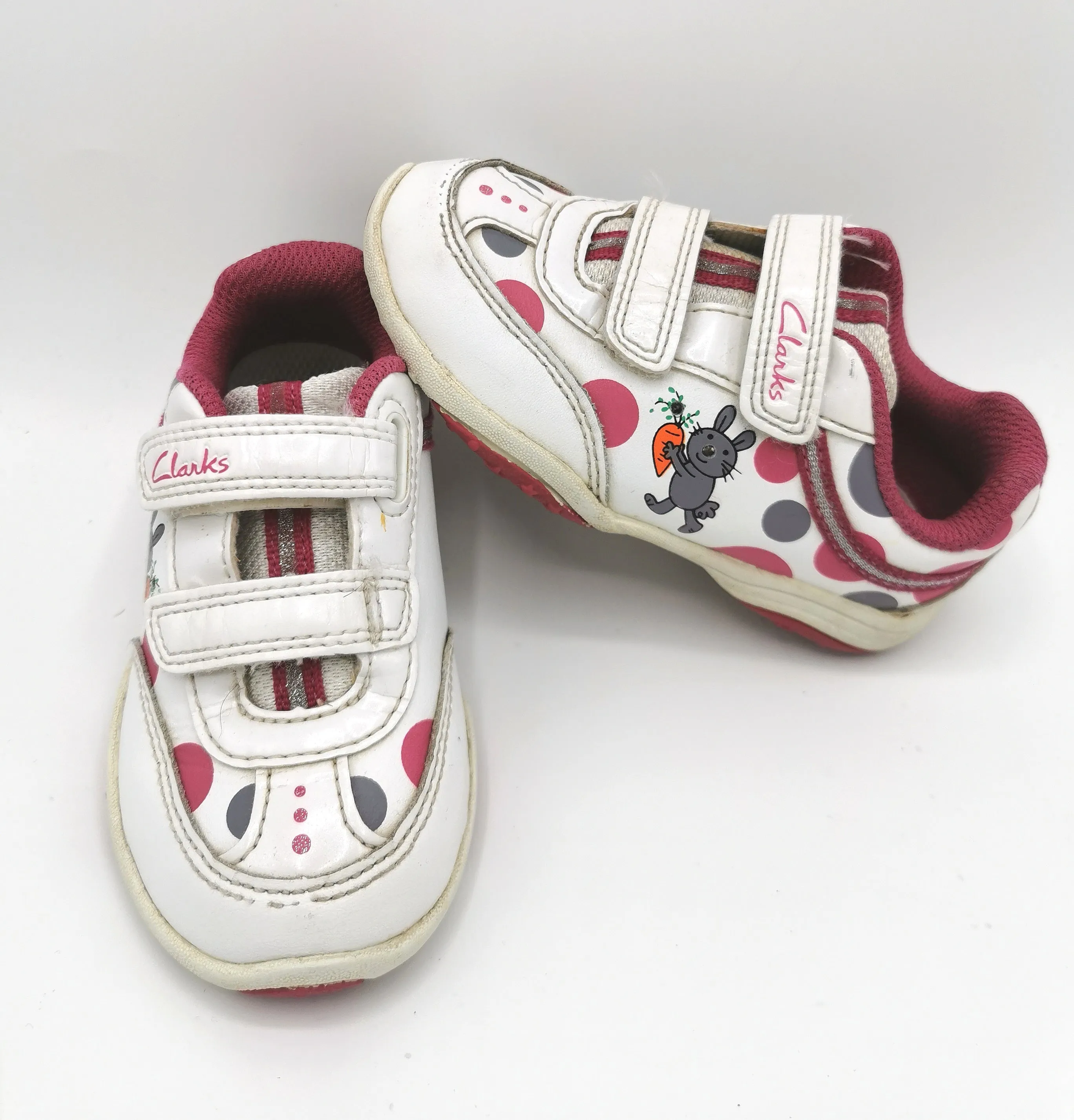 BABY GIRL SIZE 6 W TODDLER - CLARKS, Light-up Running Shoes VGUC B2
