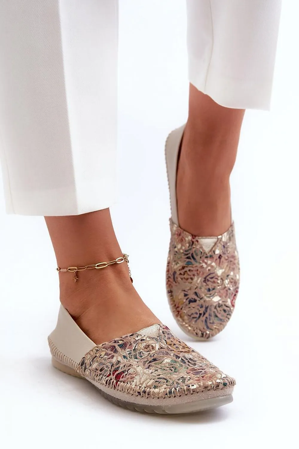 Ballet flats