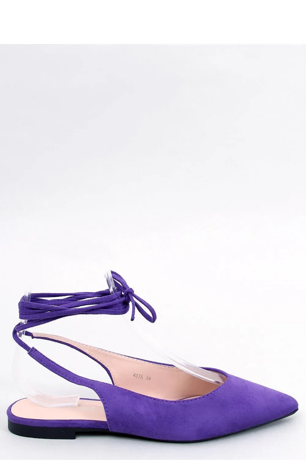 Ballet flats