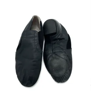 Bloch Jazz shoes - 4 youth