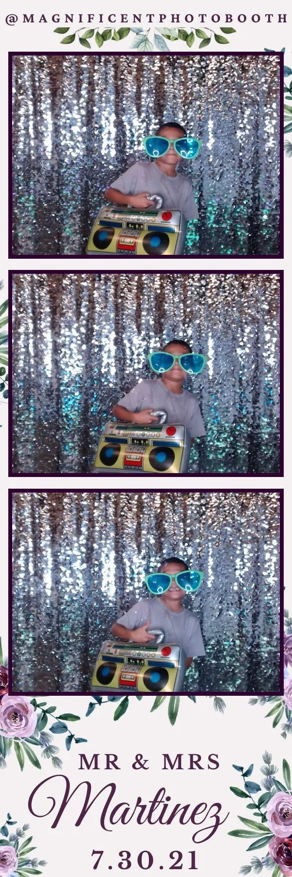 Cloee Photo Booth | Best Ring Light Photo Booth