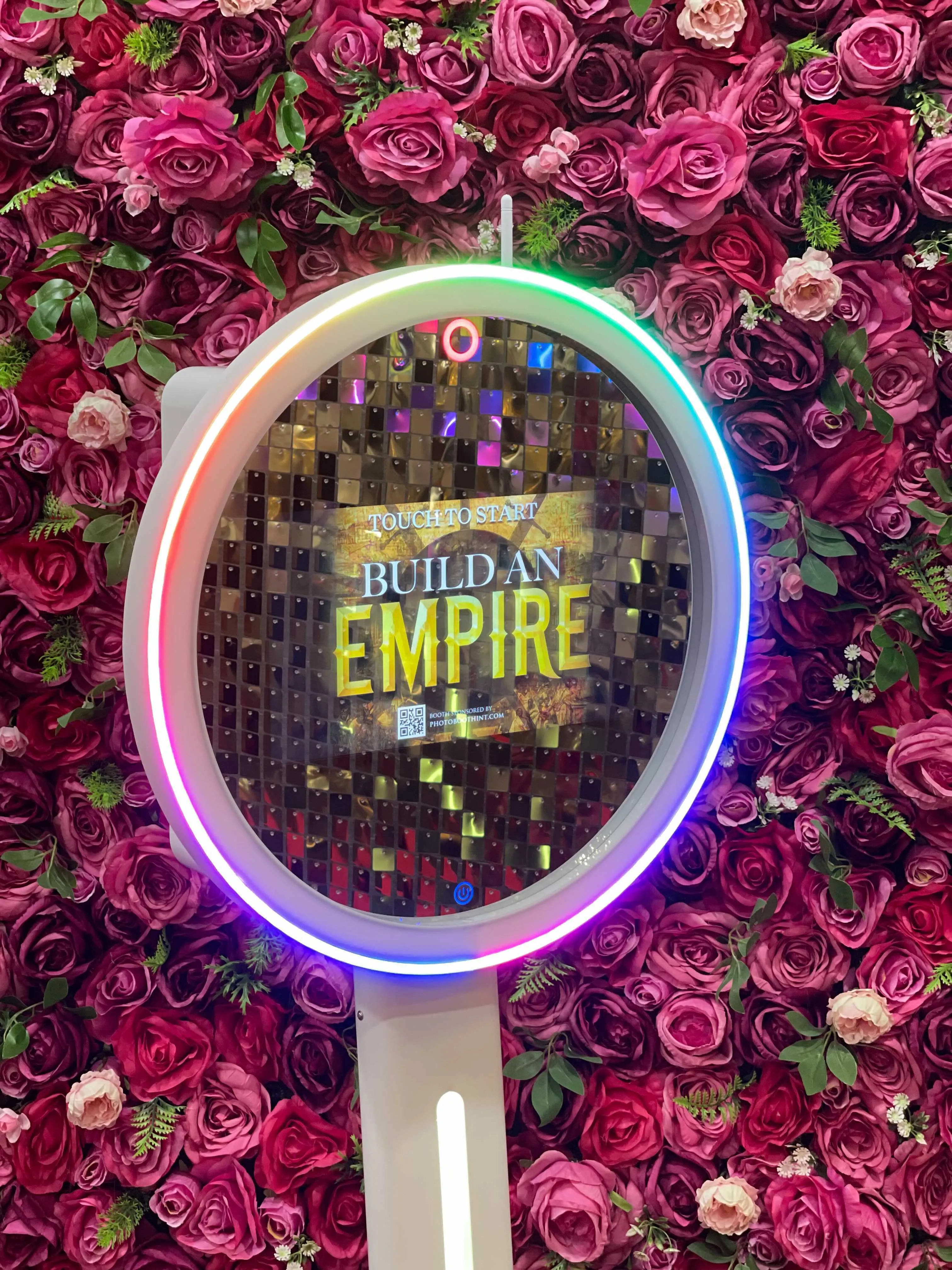 Cloee Photo Booth | Best Ring Light Photo Booth