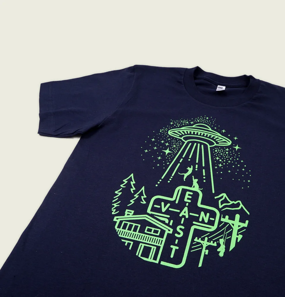EAST VAN ALIEN ABDUCTION Unisex T-shirt