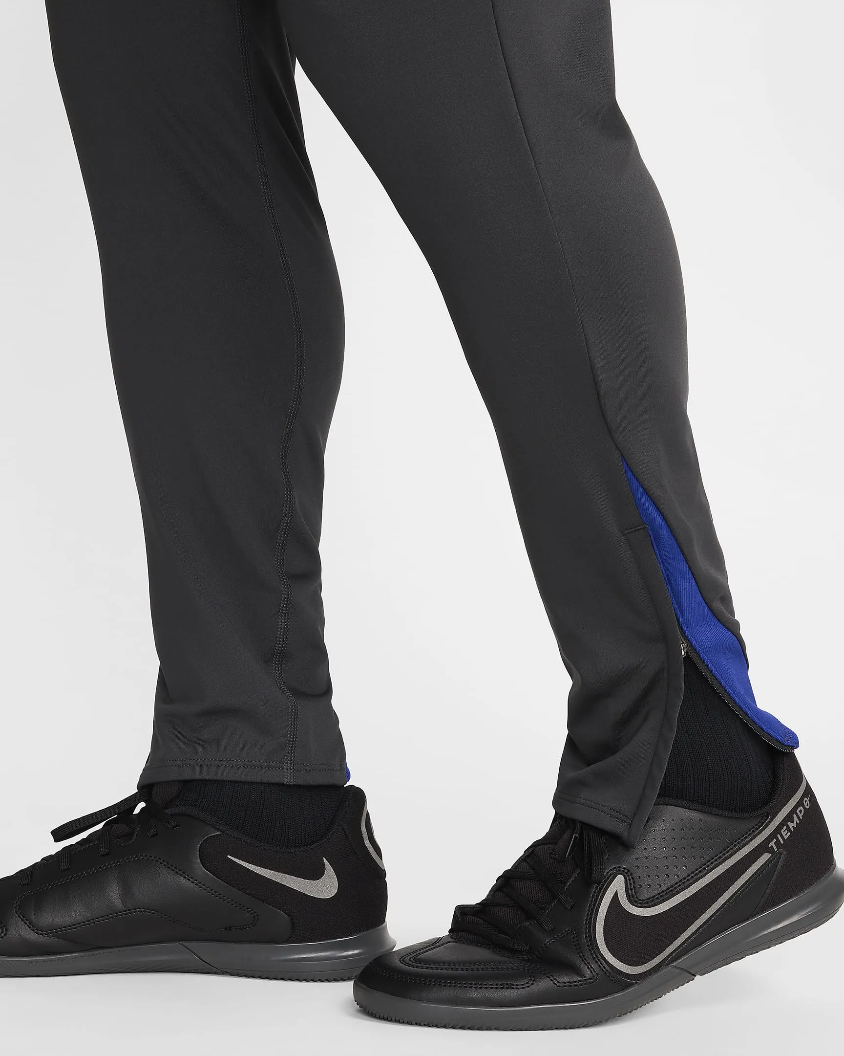 F.C. Barcelona Strike Third Men's Nike Dri-FIT Football Pants