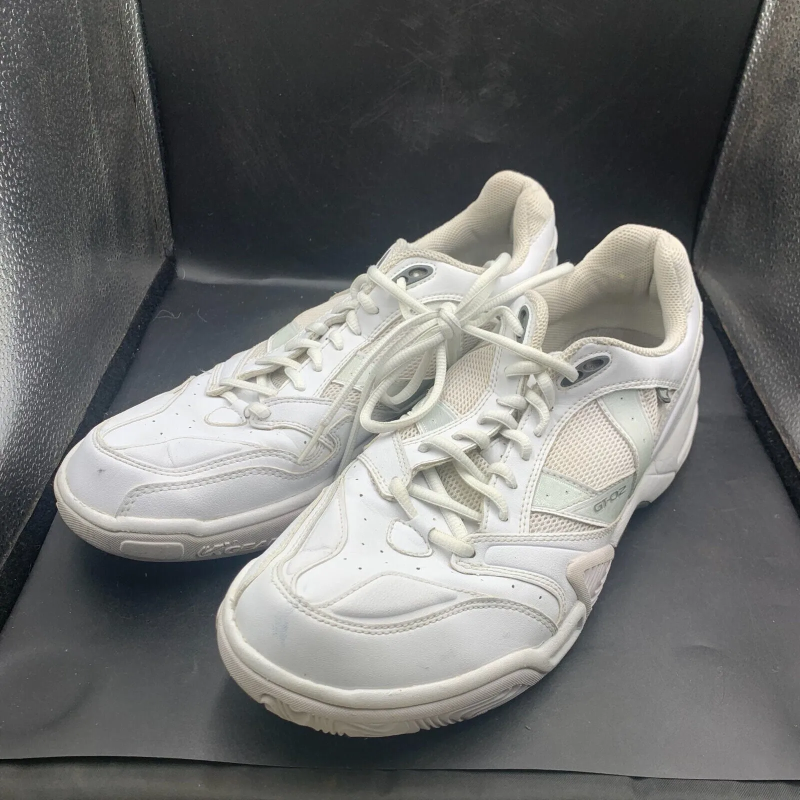 Genuine British Army PT Running Shoes Pumps Gym Trainers - Size UK 9.5 - EU 44
