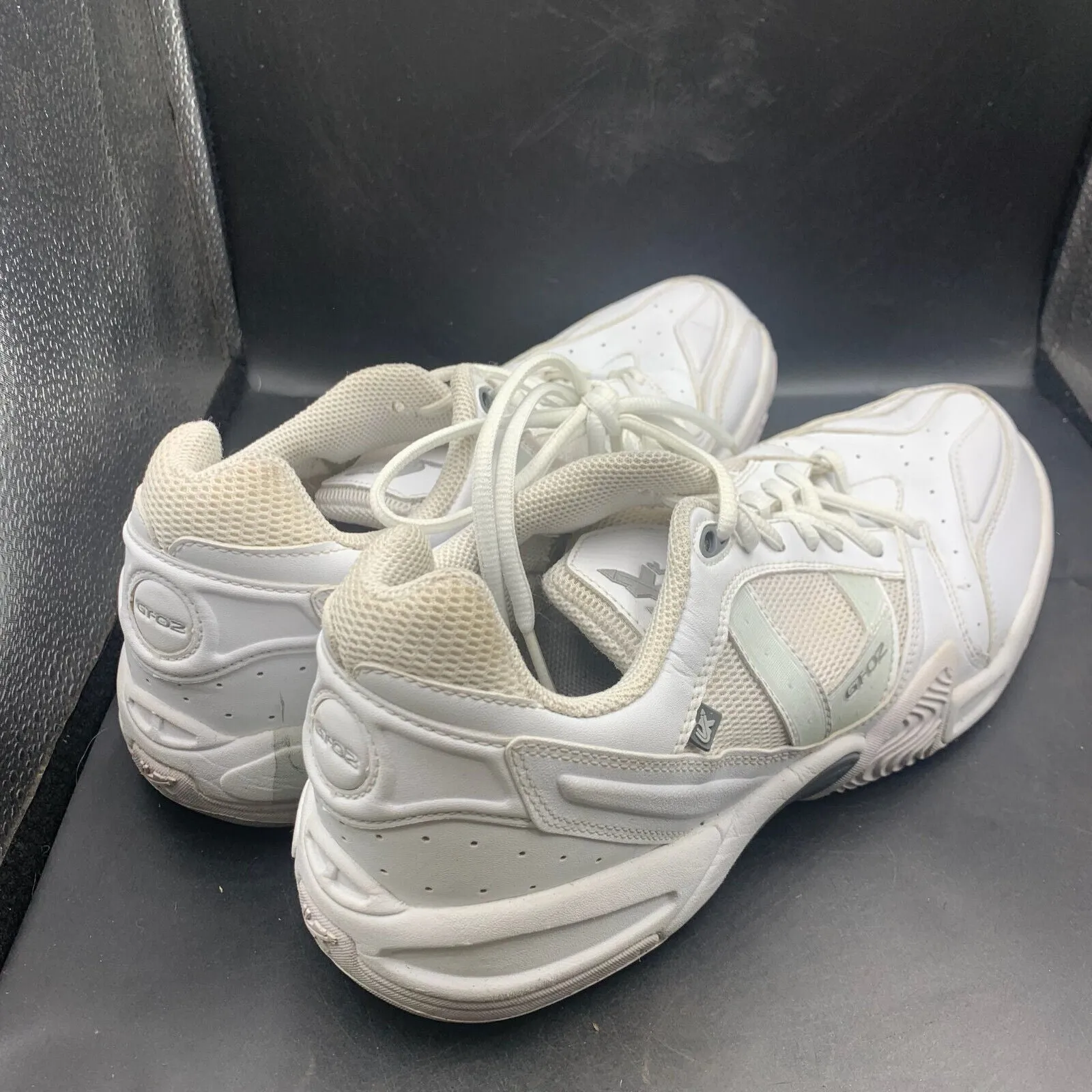 Genuine British Army PT Running Shoes Pumps Gym Trainers - Size UK 9.5 - EU 44