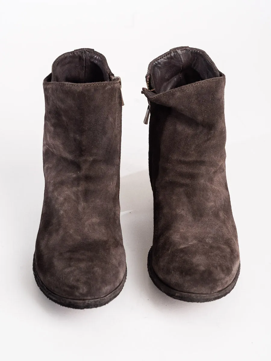 giselle stud boot