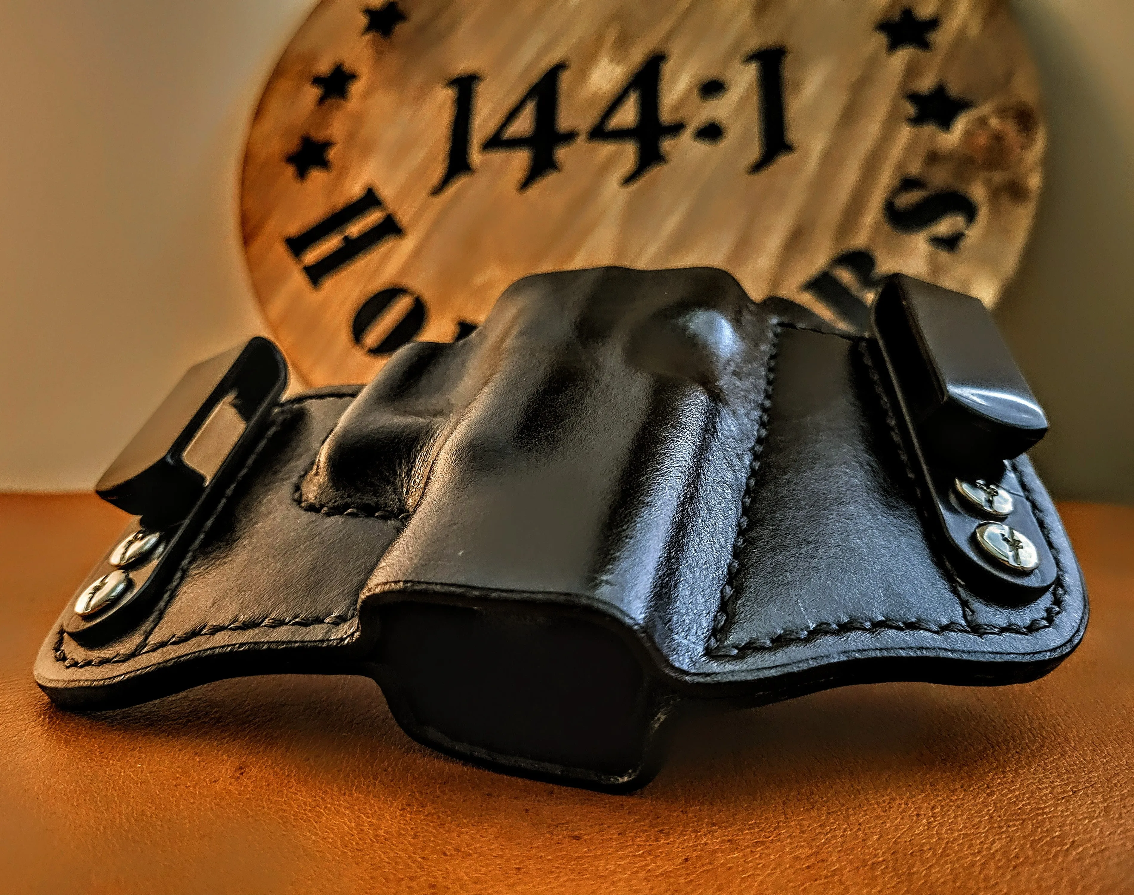 IWB HD LE Black Italian Leather Holster for Glock 19