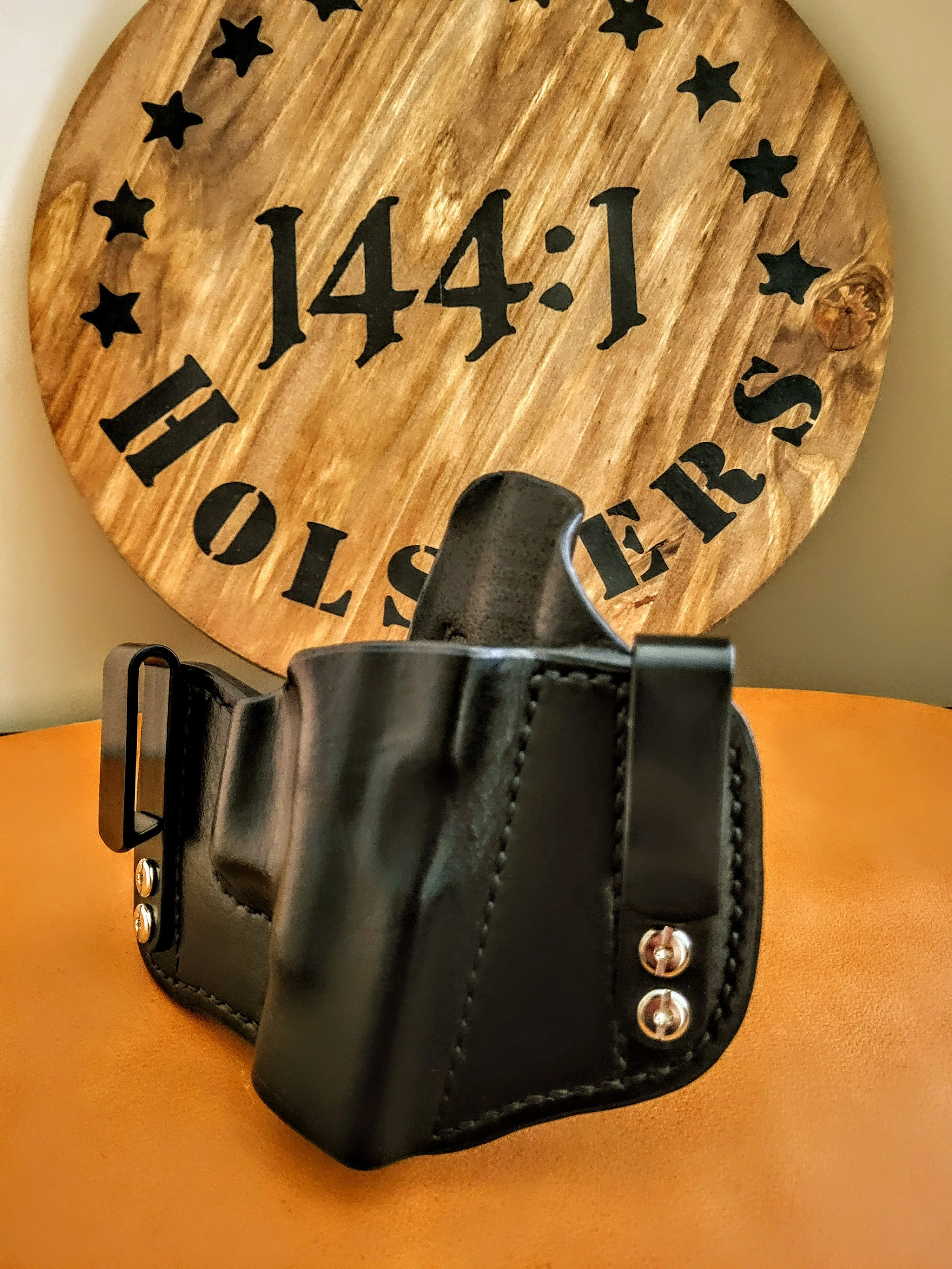 IWB HD LE Black Italian Leather Holster for Glock 19