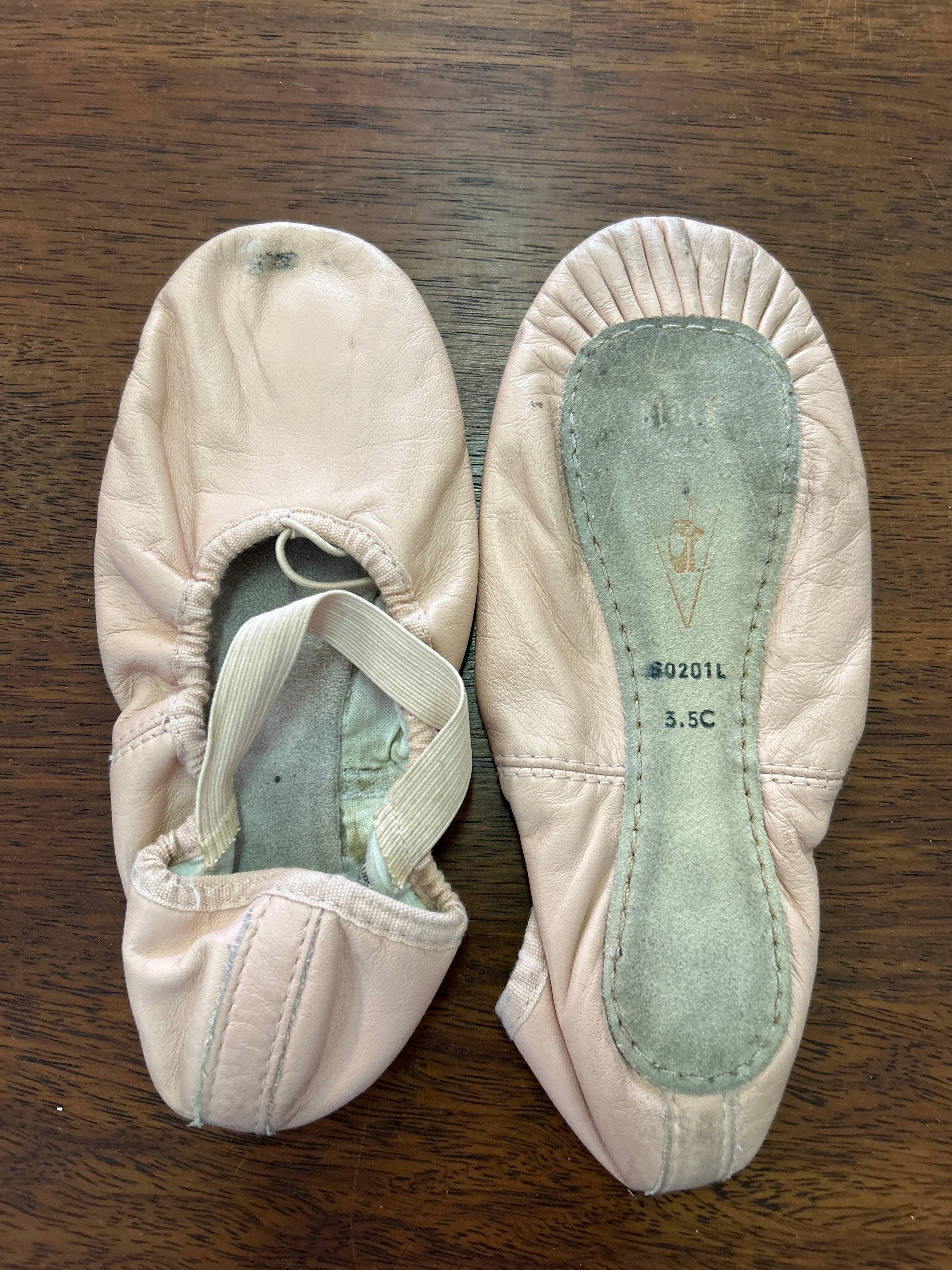Preloved Bloch Leather Ballet Shoes - 3.5C