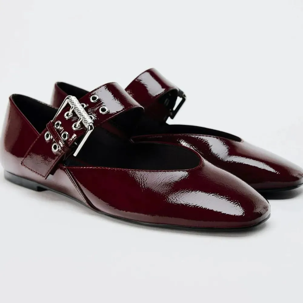 Round Toe Flats  Slip-Ons