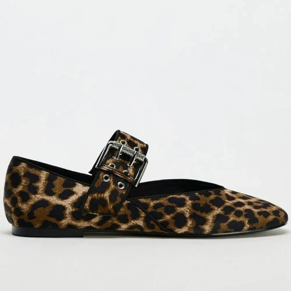 Round Toe Flats  Slip-Ons