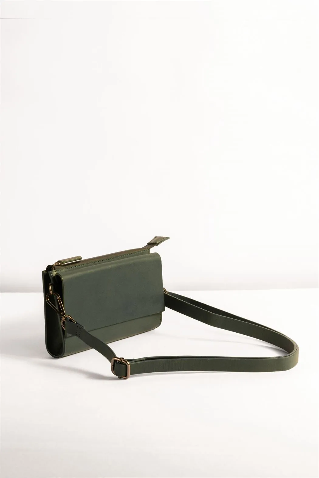 Tanned   I   Essential Pouchette  Classic Thin Strap  Wallet, Sling, Cross Body  Dark Green  TO/EP-DG  I Leather Bag