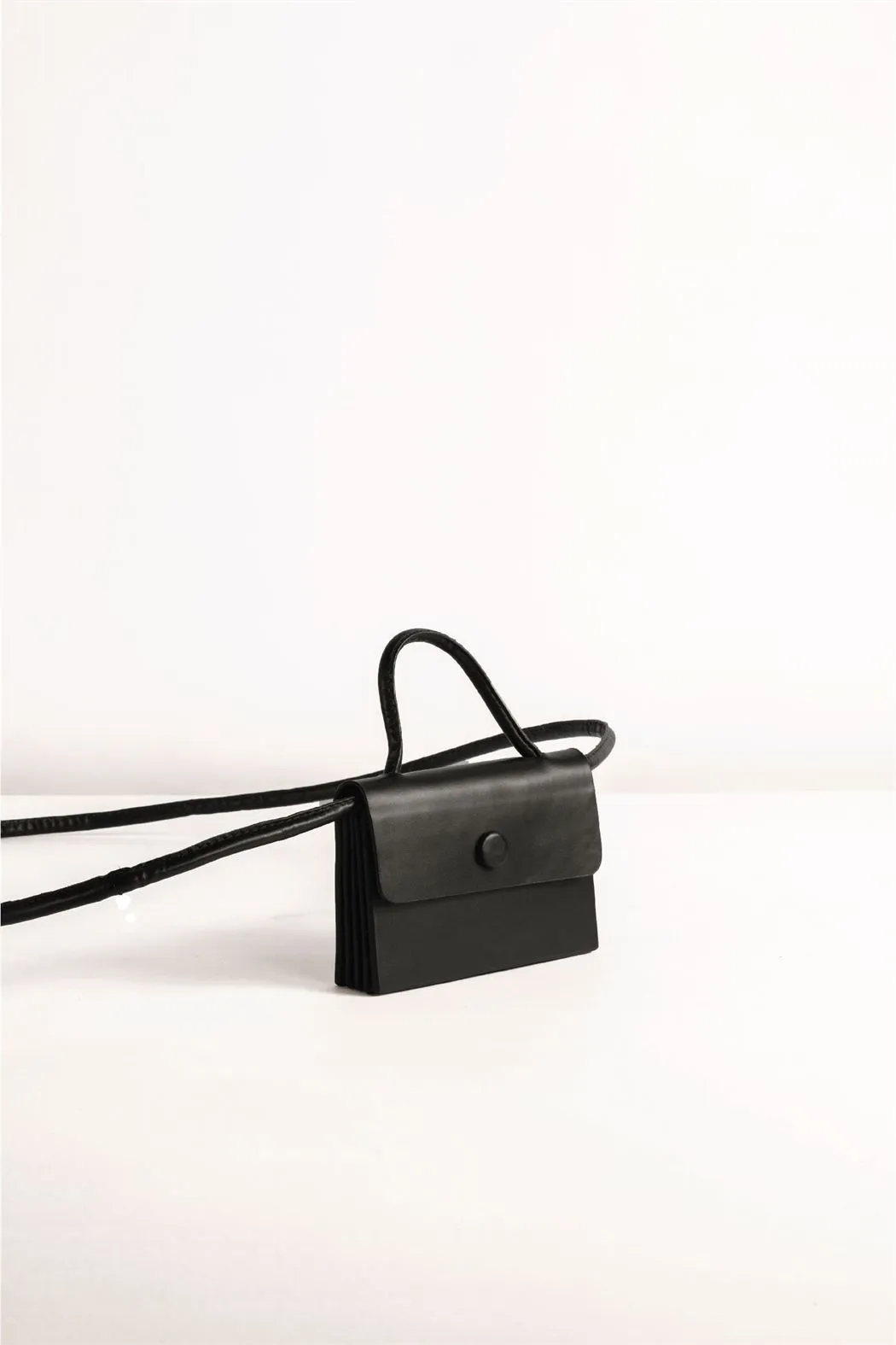 Tanned   I   Joe Mini      Black  TO/JM-BLK  I Leather Bag