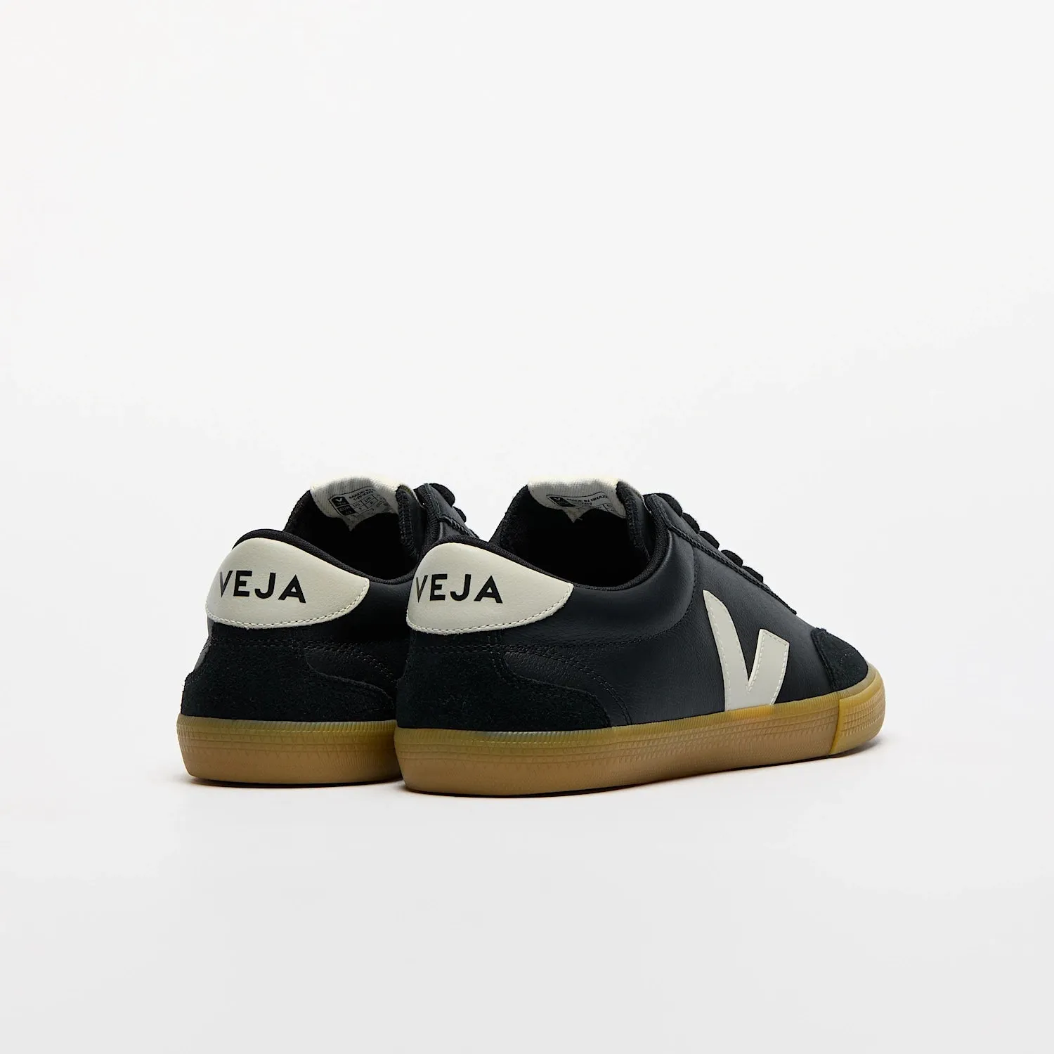 Veja Volley O.T Leather Sneaker - Black Pierre