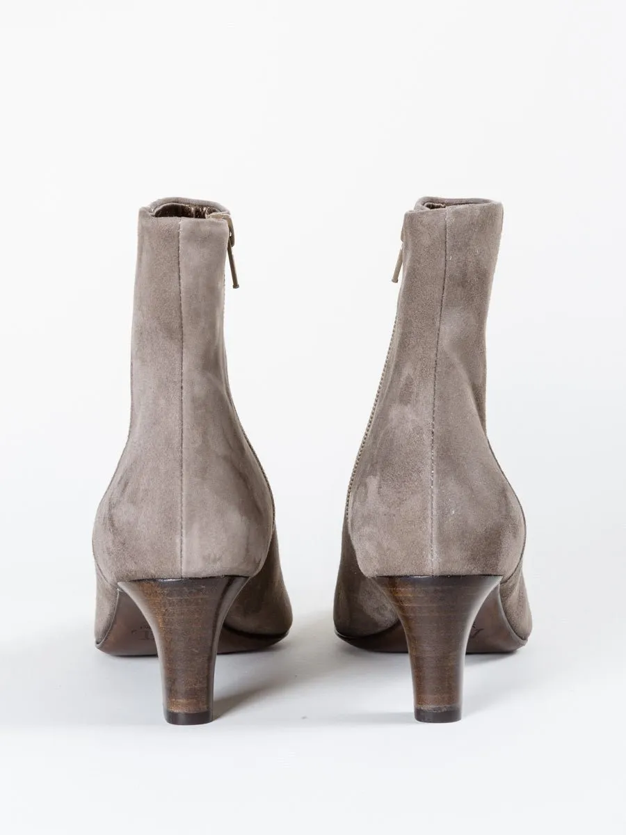 velour lowboot