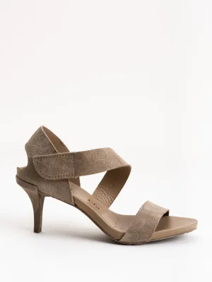 west kitten heel